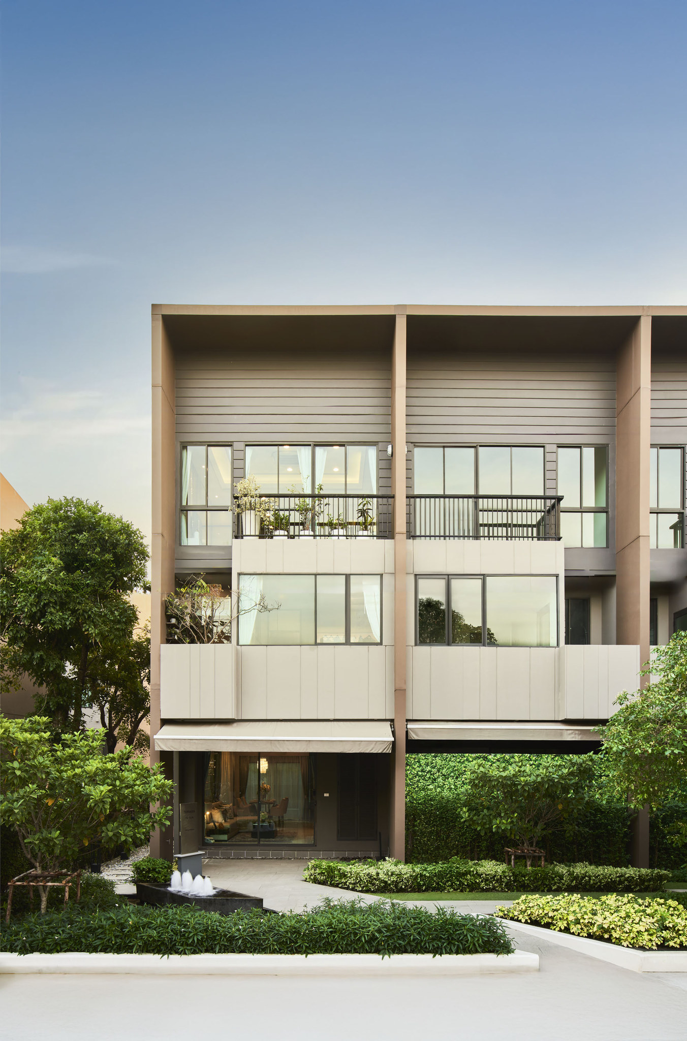 Detached home