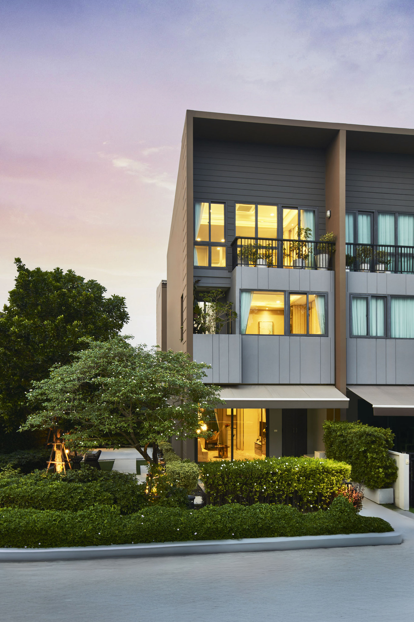 Modern residence