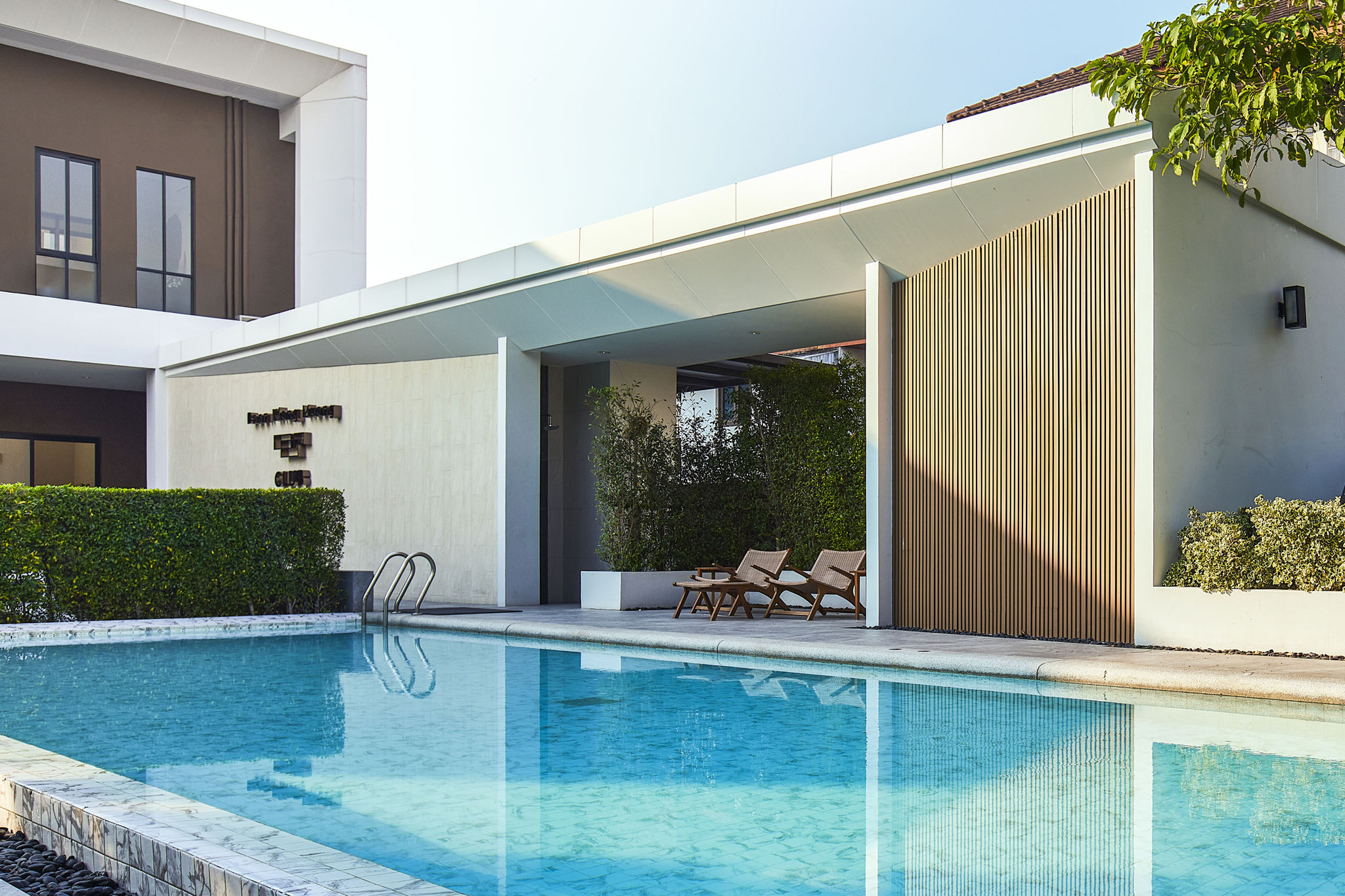 Lap pool