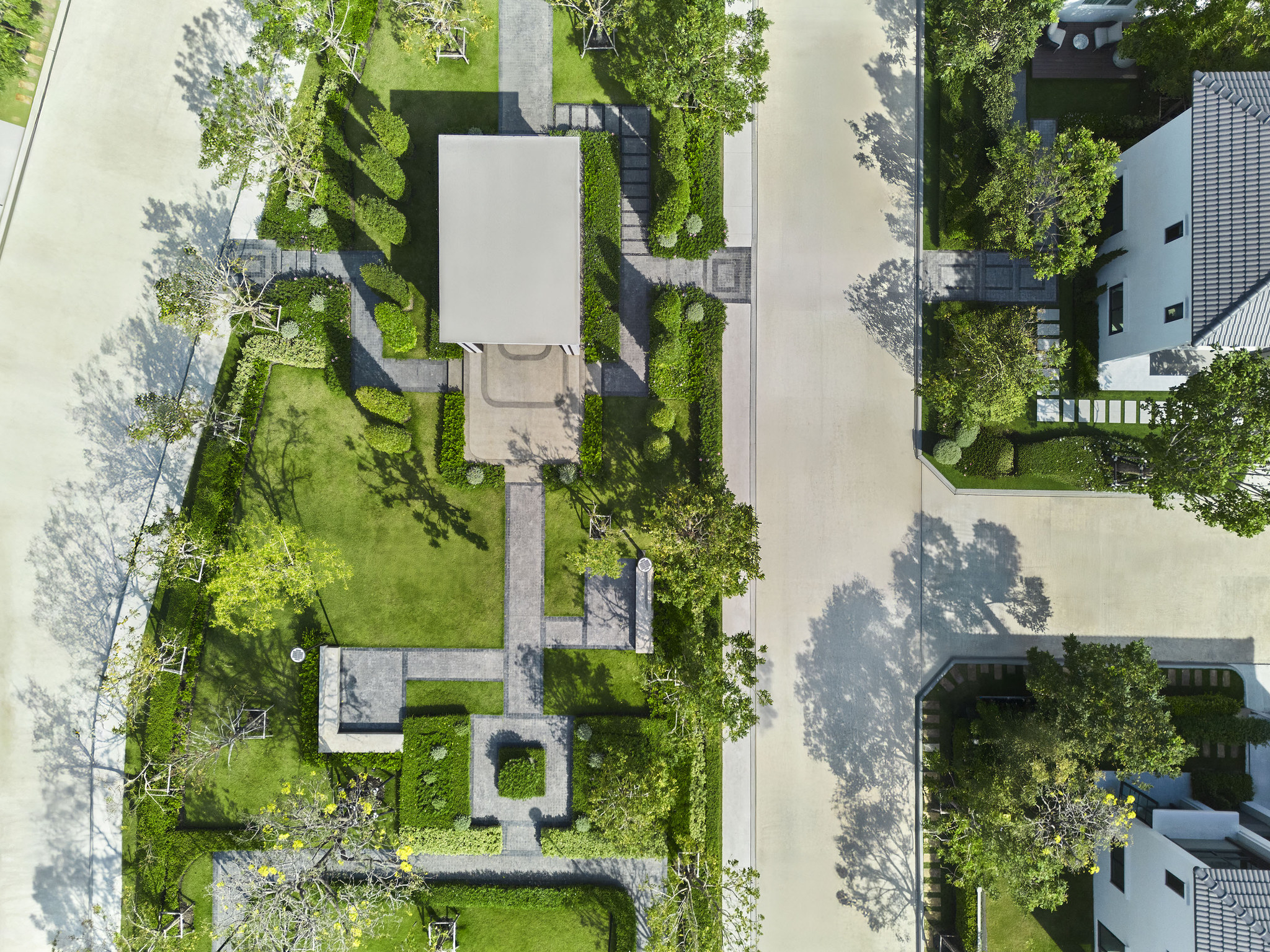 Community aerial